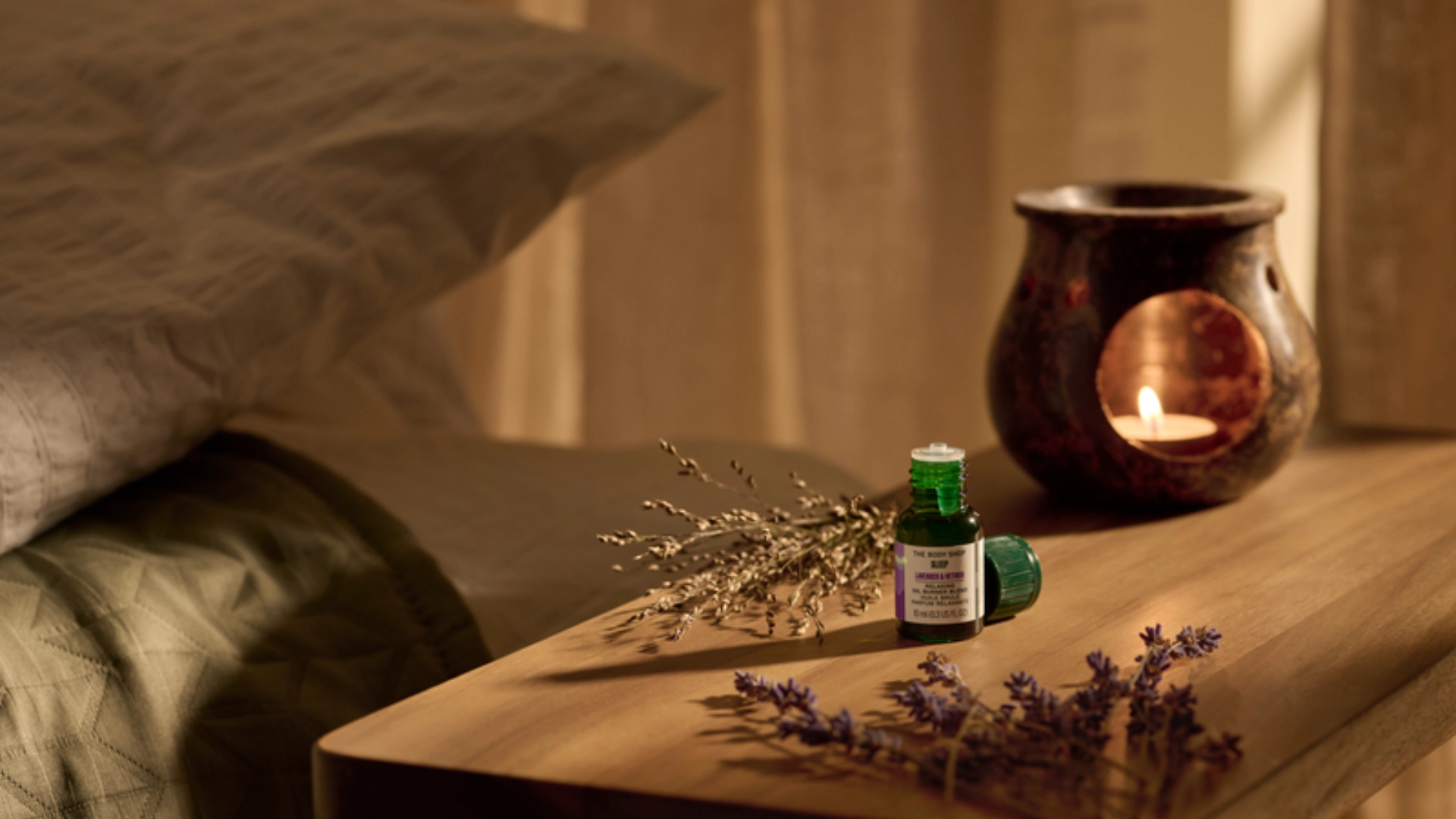 გაიცანით ჩვენი ახალი ეთერზეთების ნარევები